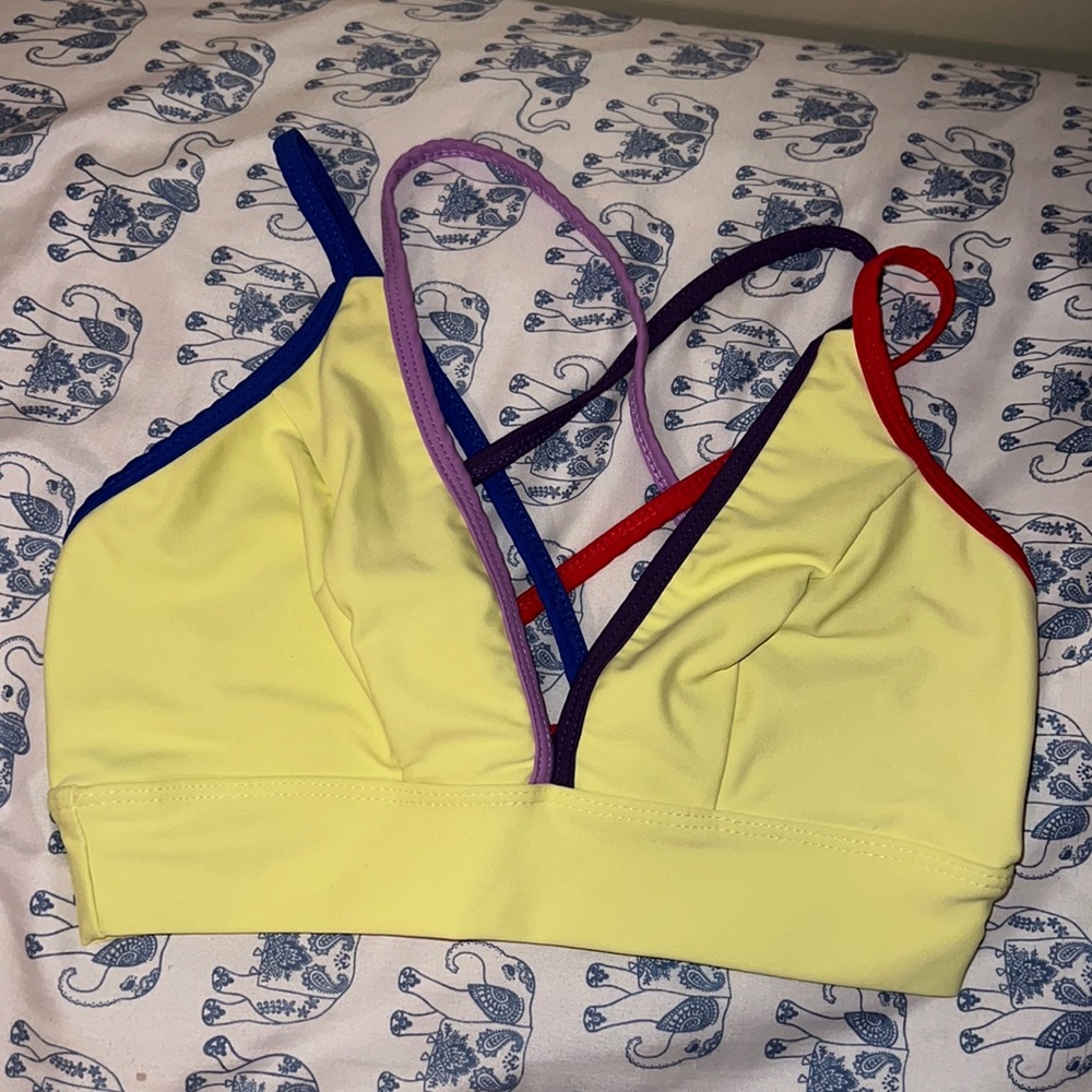 Five dancewear sports bra size PA